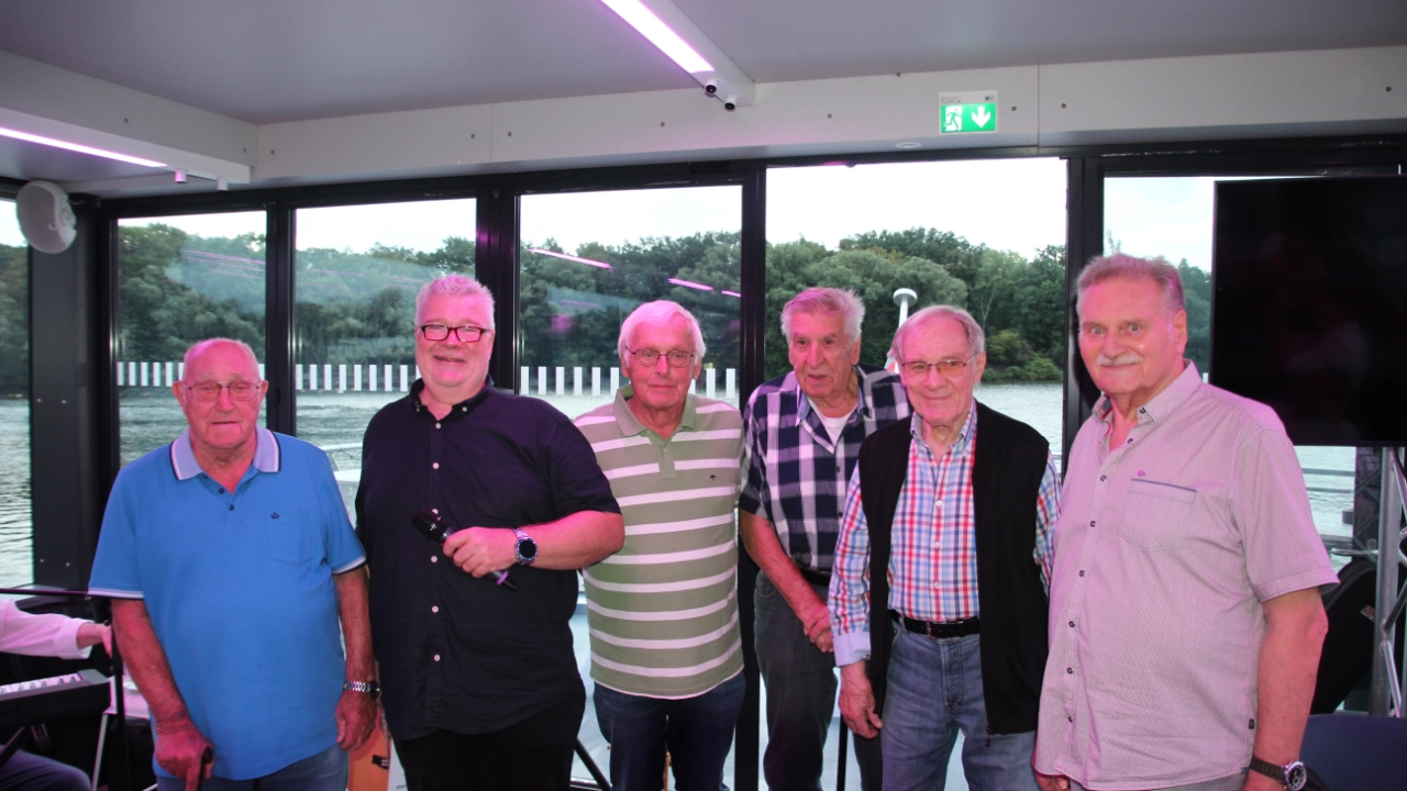 Am 04.Sebtember 2026 ehrte die IG Metall Recklinghausen ihre langjährigen, treuen Mitglieder mit einer Schifffahrt auf dem Halterner See. <br/>Unsere Jubilarinnen und Jubilare haben über Jahrzehnte hinweg dafür gekämpft, dass Arbeit fairer, sicherer und gerechter wird. Sie haben Tarifverträge erstritten, Mitbestimmung gestärkt und Solidarität gelebt – im Betrieb und darüber hinaus sagt Rainer Matz, 1. Bevollmächtigter der IG Metall Recklinghausen.<br/>Ohne euch gäbe es viele der Errungenschaften nicht, die heute selbstverständlich erscheinen. Dafür sagen wir heute und an jedem anderen Tag: Danke für eure Treue, euren Mut und euren unermüdlichen Einsatz.<br/>